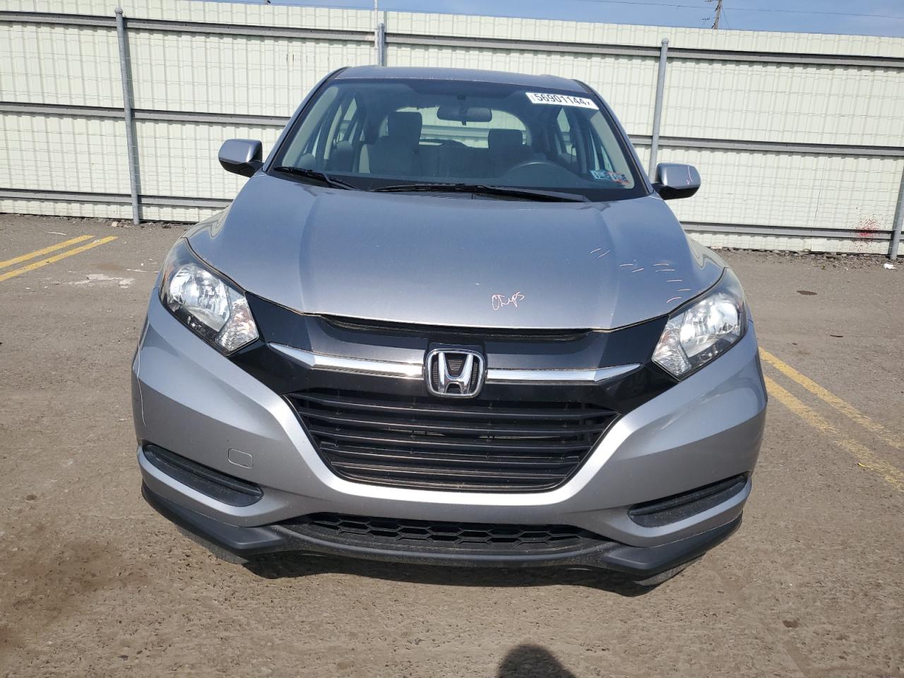 3CZRU6H37HG705568 2017 Honda Hr-V Lx