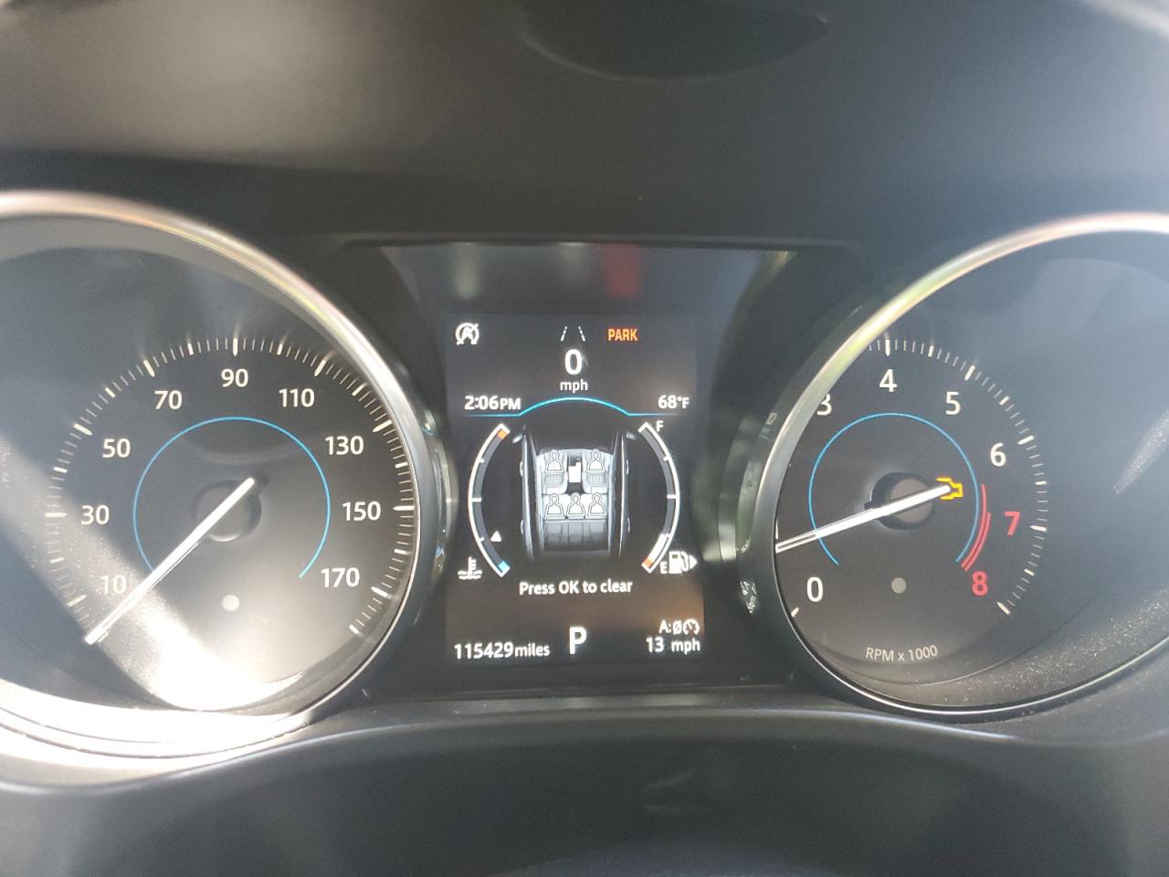 SADCJ2FX2JA257882 2018 Jaguar F-Pace Premium