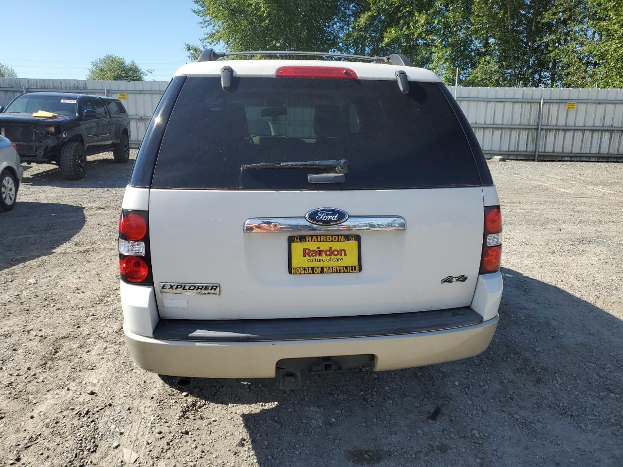 1FMEU7EE1AUA97190 2010 Ford Explorer Eddie Bauer