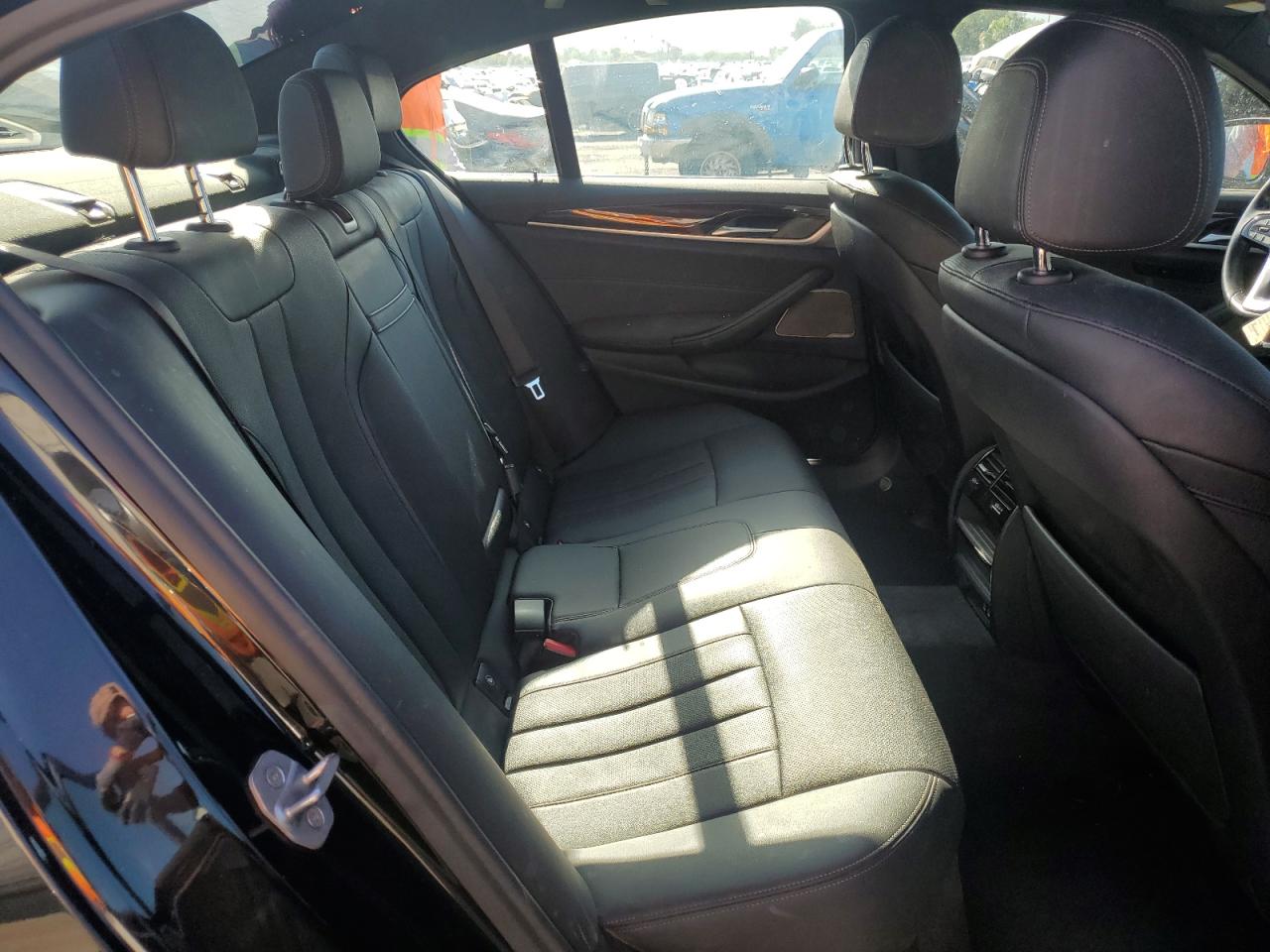 WBA53BH08MCF40715 2021 BMW 530 I