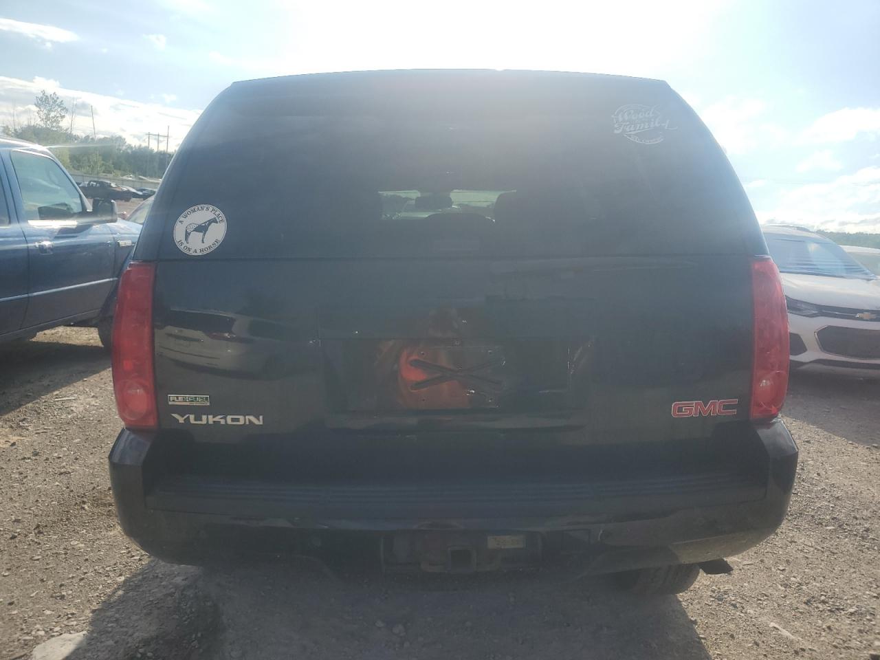 1GKS2AE09CR207895 2012 GMC Yukon Sle