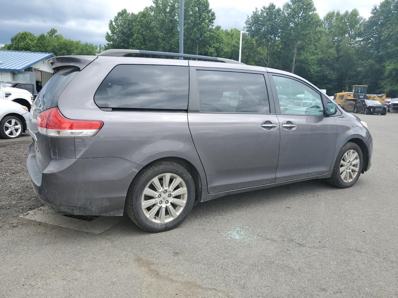 5TDDK3DC5DS055404 2013 Toyota Sienna Xle