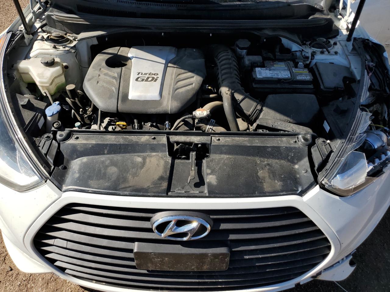 KMHTC6AE5FU240823 2015 Hyundai Veloster Turbo