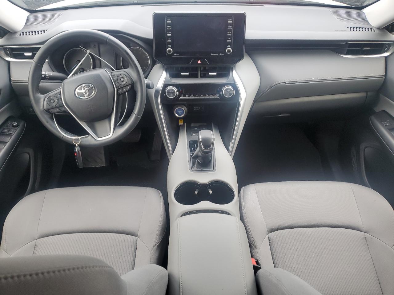 JTEAAAAHXMJ077143 2021 Toyota Venza Le