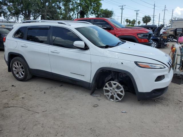 2016 Jeep Cherokee Latitude VIN: 1C4PJLCBXGW272931 Lot: 57608094