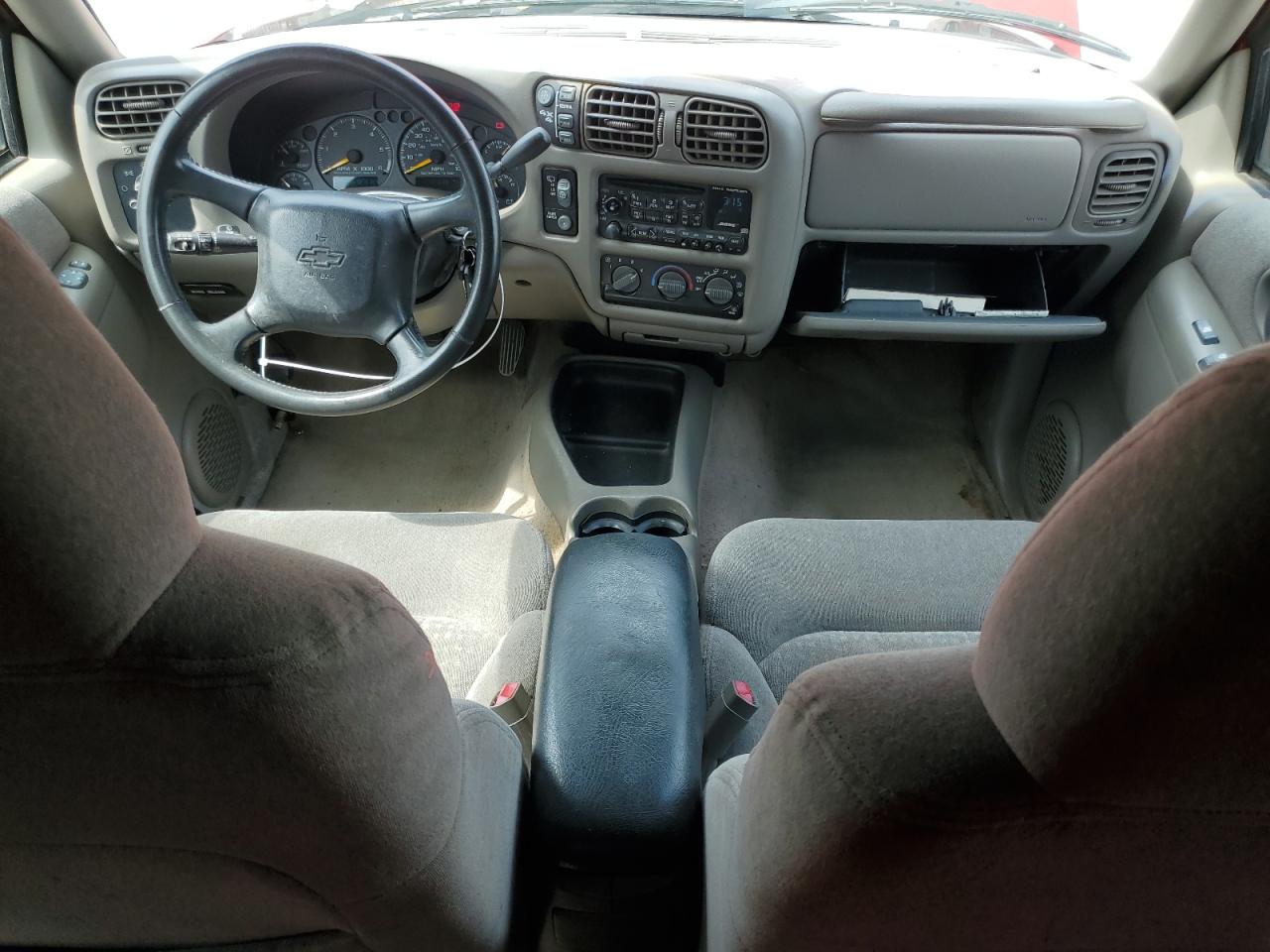 1GNCT18W9YK102147 2000 Chevrolet Blazer