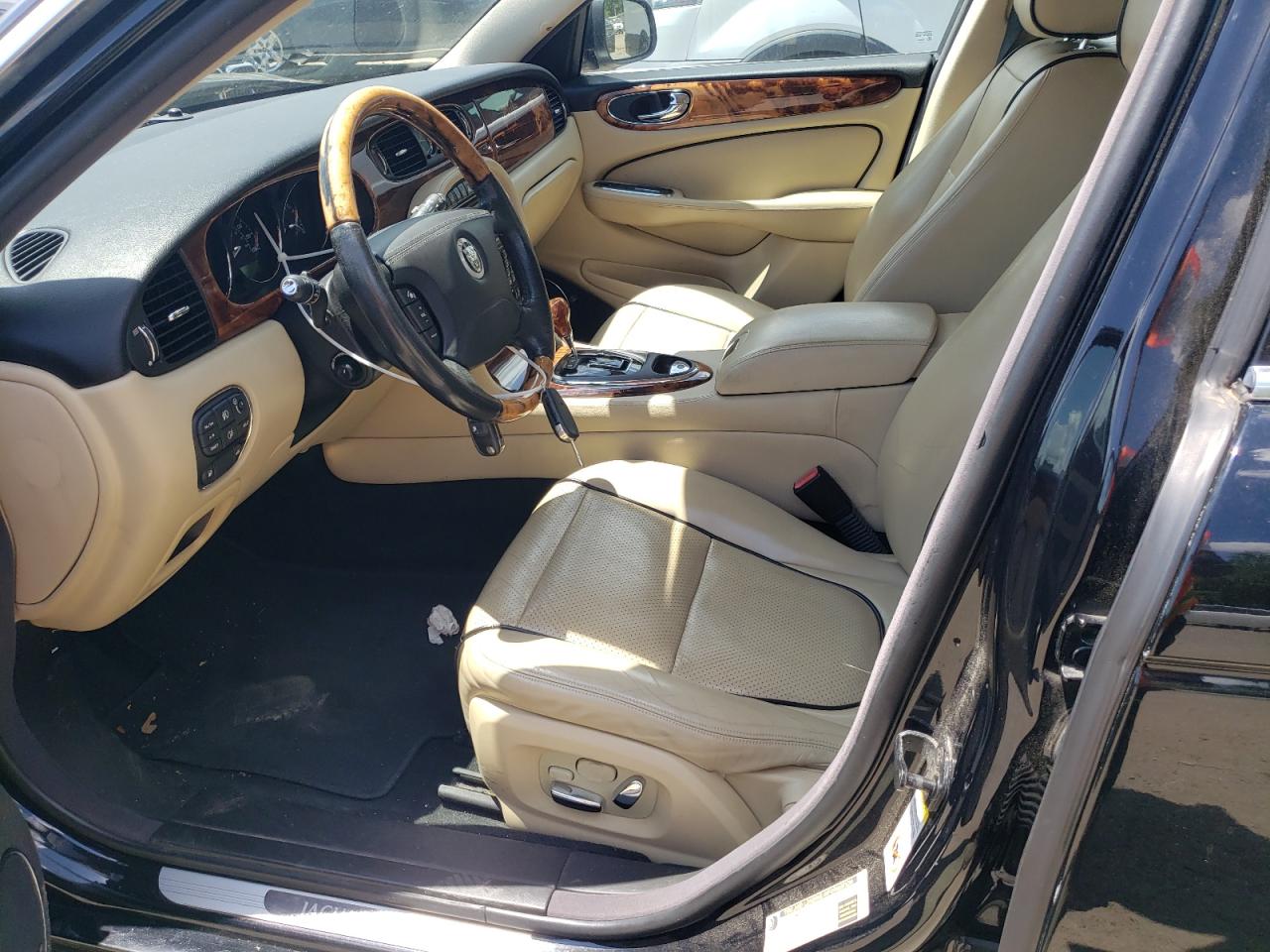 SAJWA71B18SH26602 2008 Jaguar Xj8