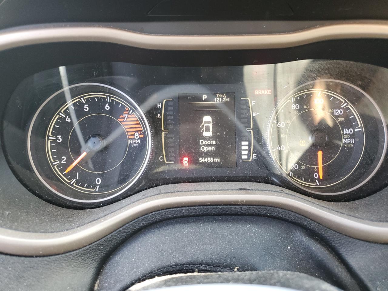 1C4PJMCX6JD562653 2018 Jeep Cherokee Latitude