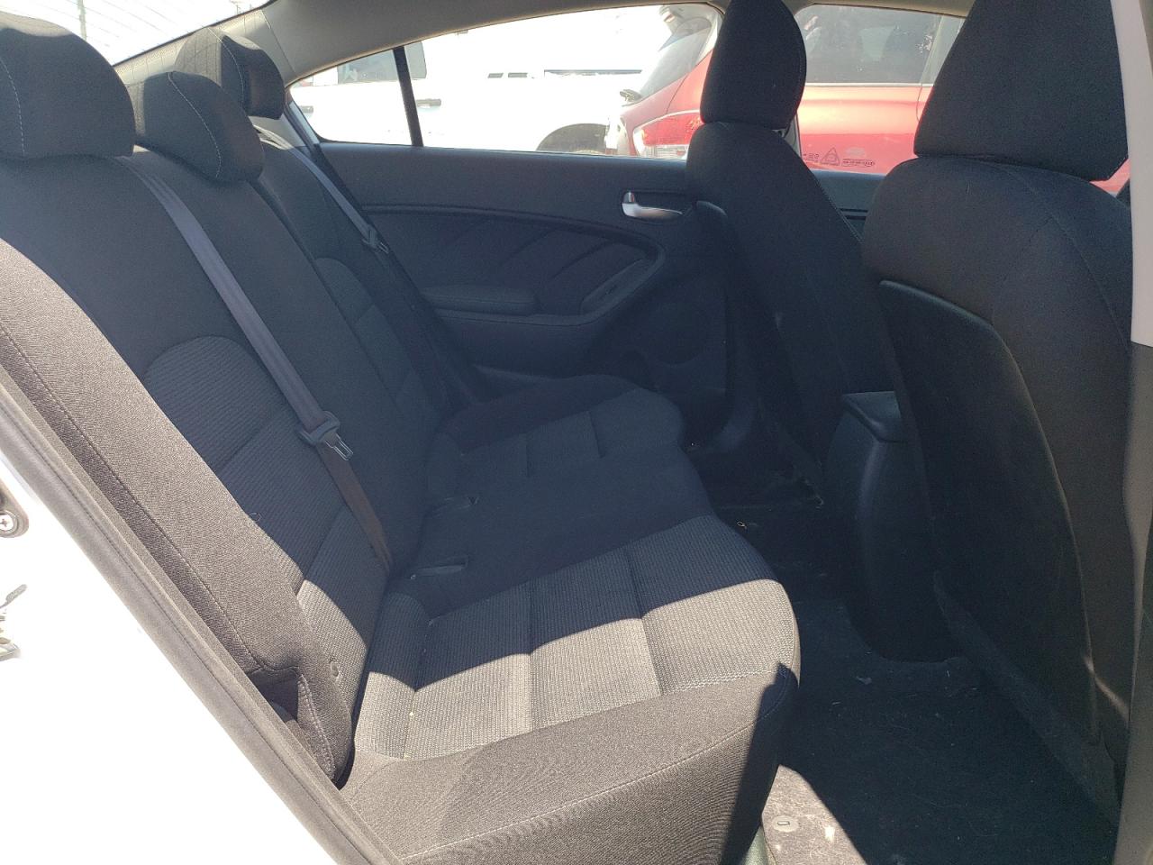 3KPFK4A77HE084991 2017 Kia Forte Lx