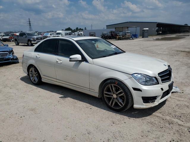 VIN WDDGF4HB8EG207847 2014 Mercedes-Benz C-Class, 250 no.4