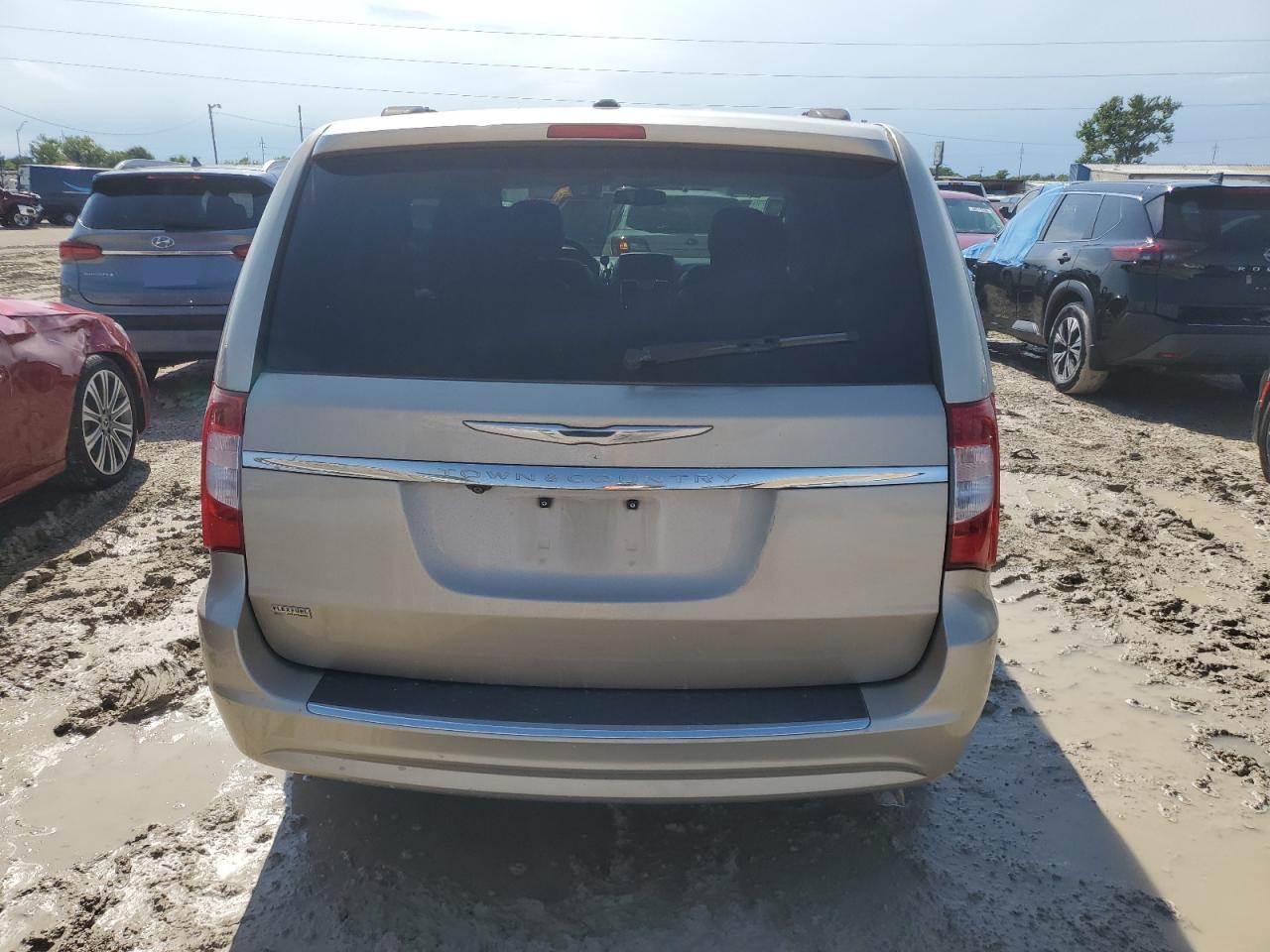 2C4RC1BG7CR375084 2012 Chrysler Town & Country Touring