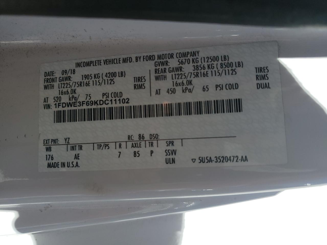 1FDWE3F69KDC11102 2019 Ford Econoline E350 Super Duty Cutaway Van