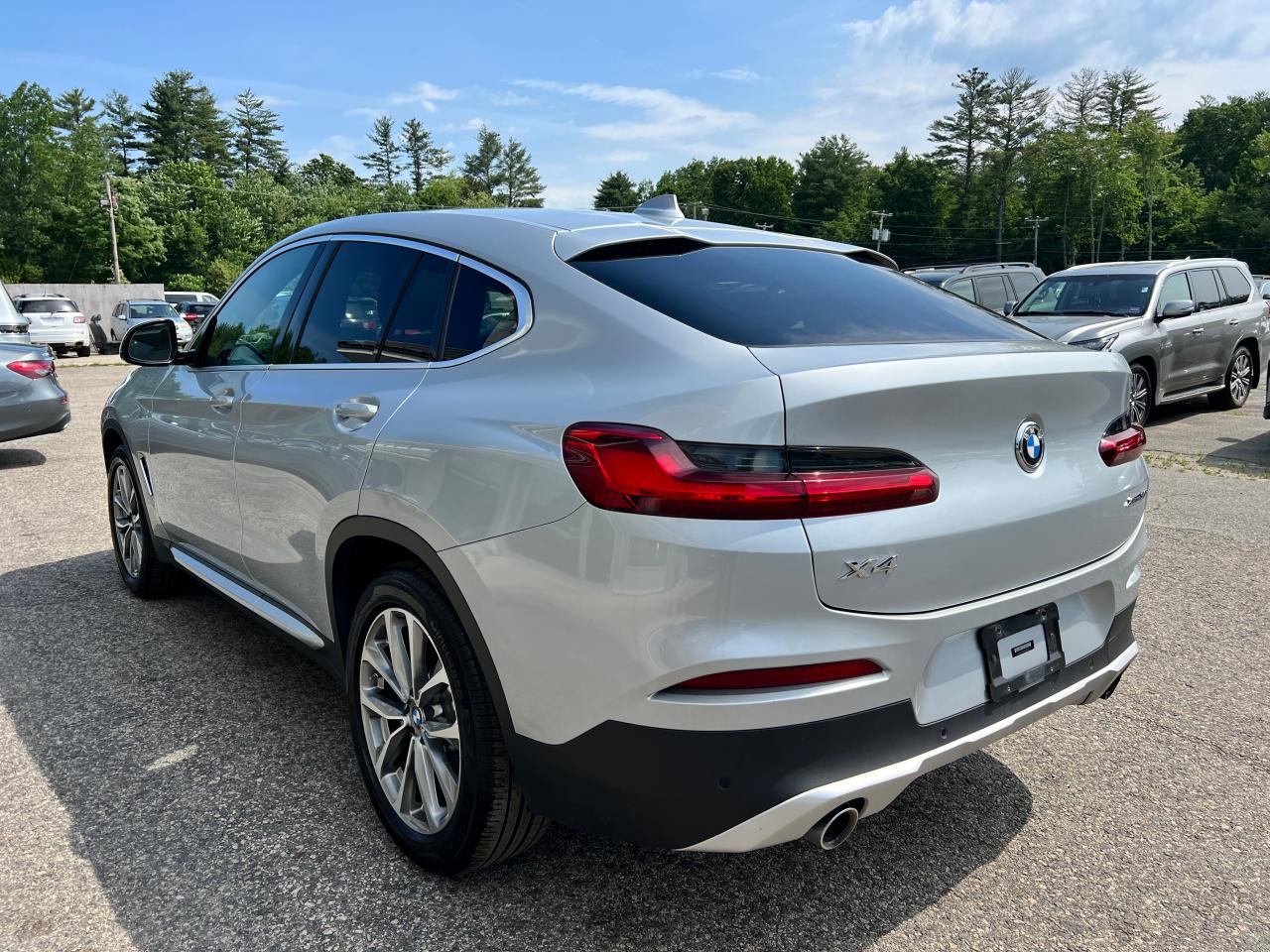 2019 BMW X4 xDrive30I vin: 5UXUJ3C58KLG53170