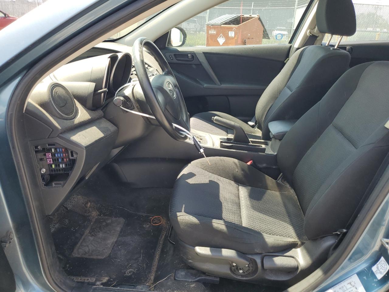 JM1BL1HF0A1157070 2010 Mazda 3 I