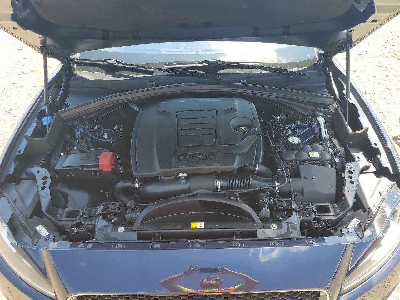 SADCJ2FX2JA257882 2018 Jaguar F-Pace Premium