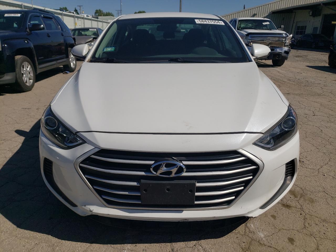 5NPD74LF3JH359822 2018 Hyundai Elantra Se