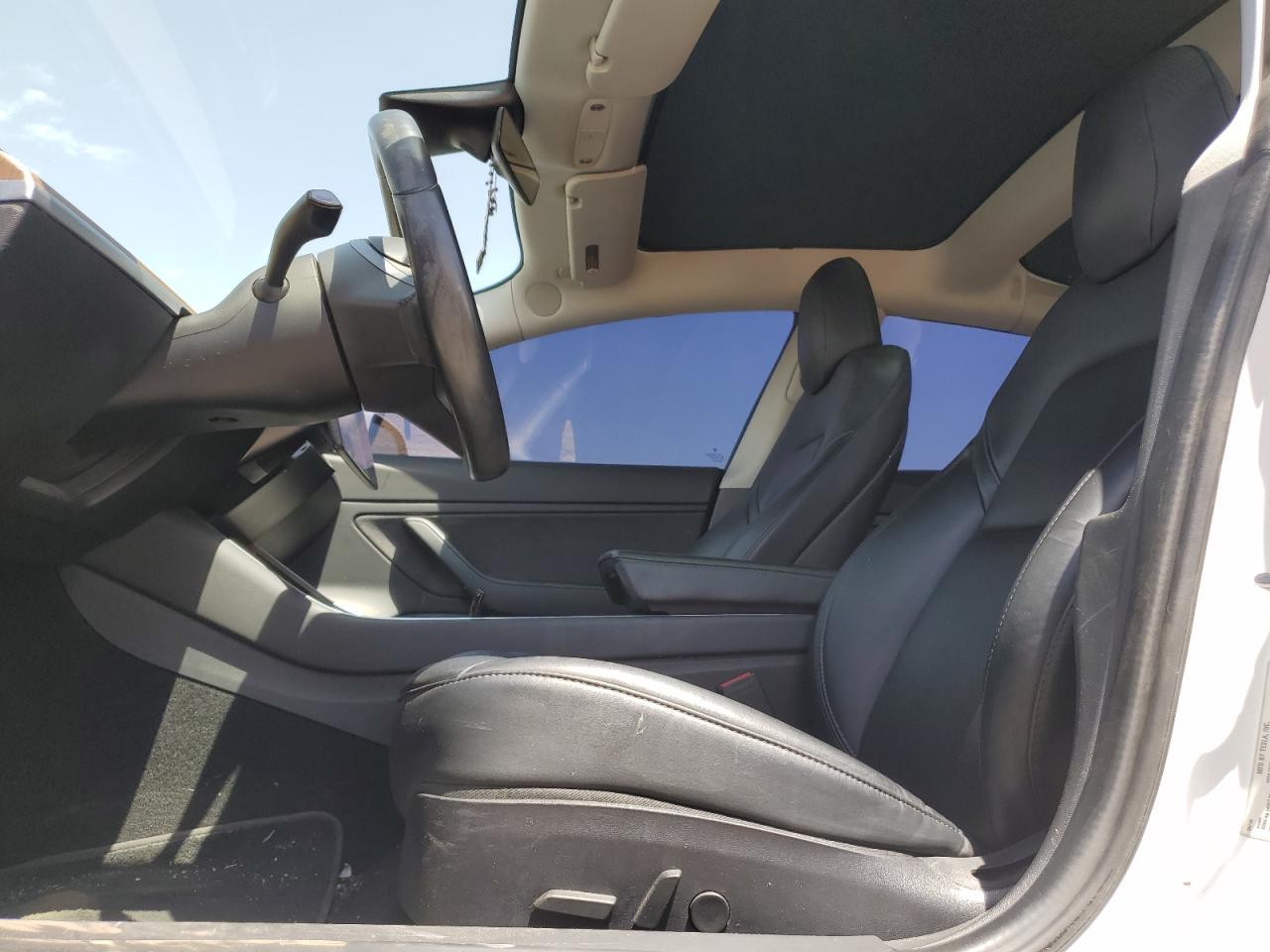 5YJ3E1EB7KF388220 2019 Tesla Model 3