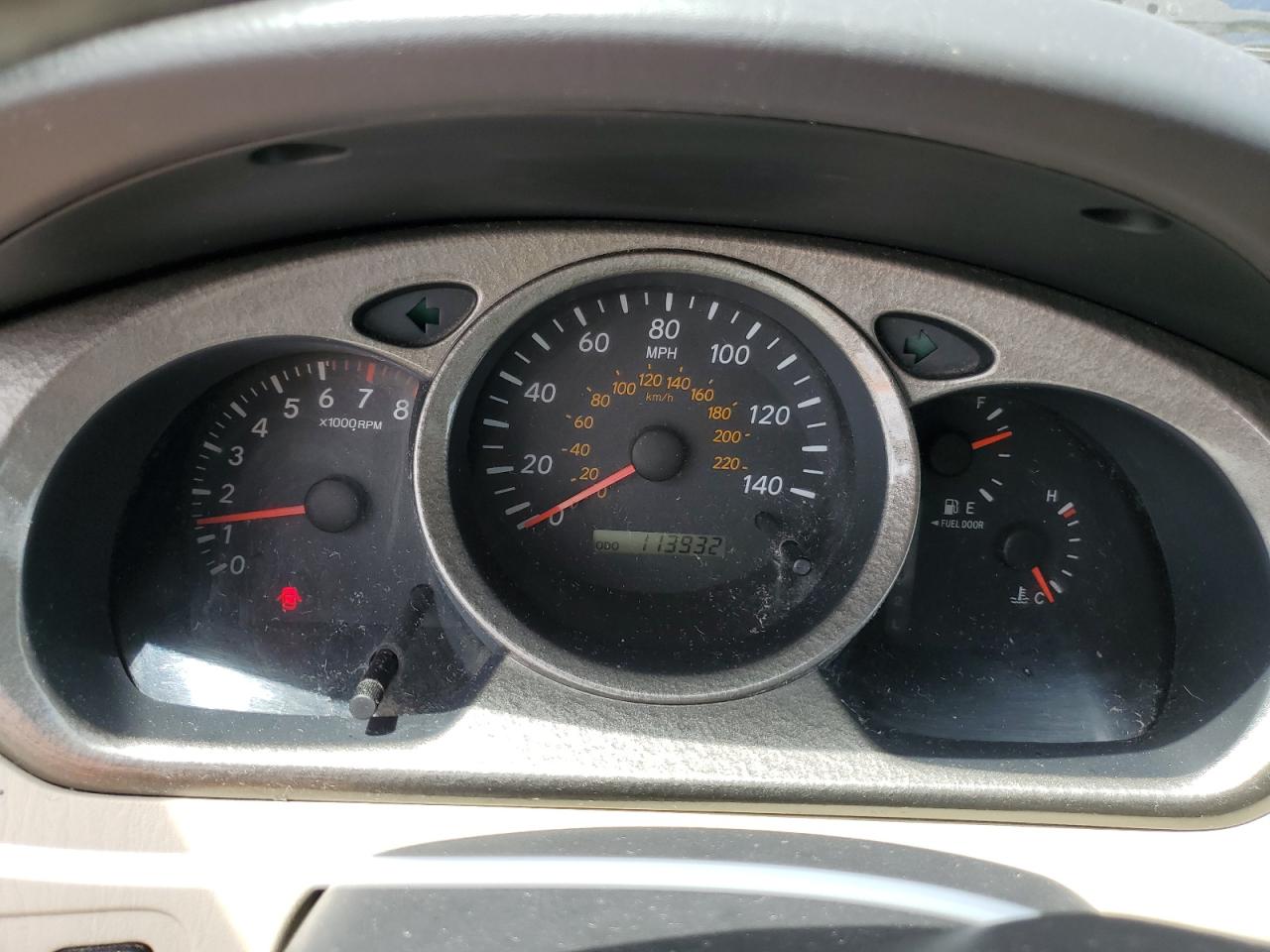 JTEGF21A230092518 2003 Toyota Highlander Limited