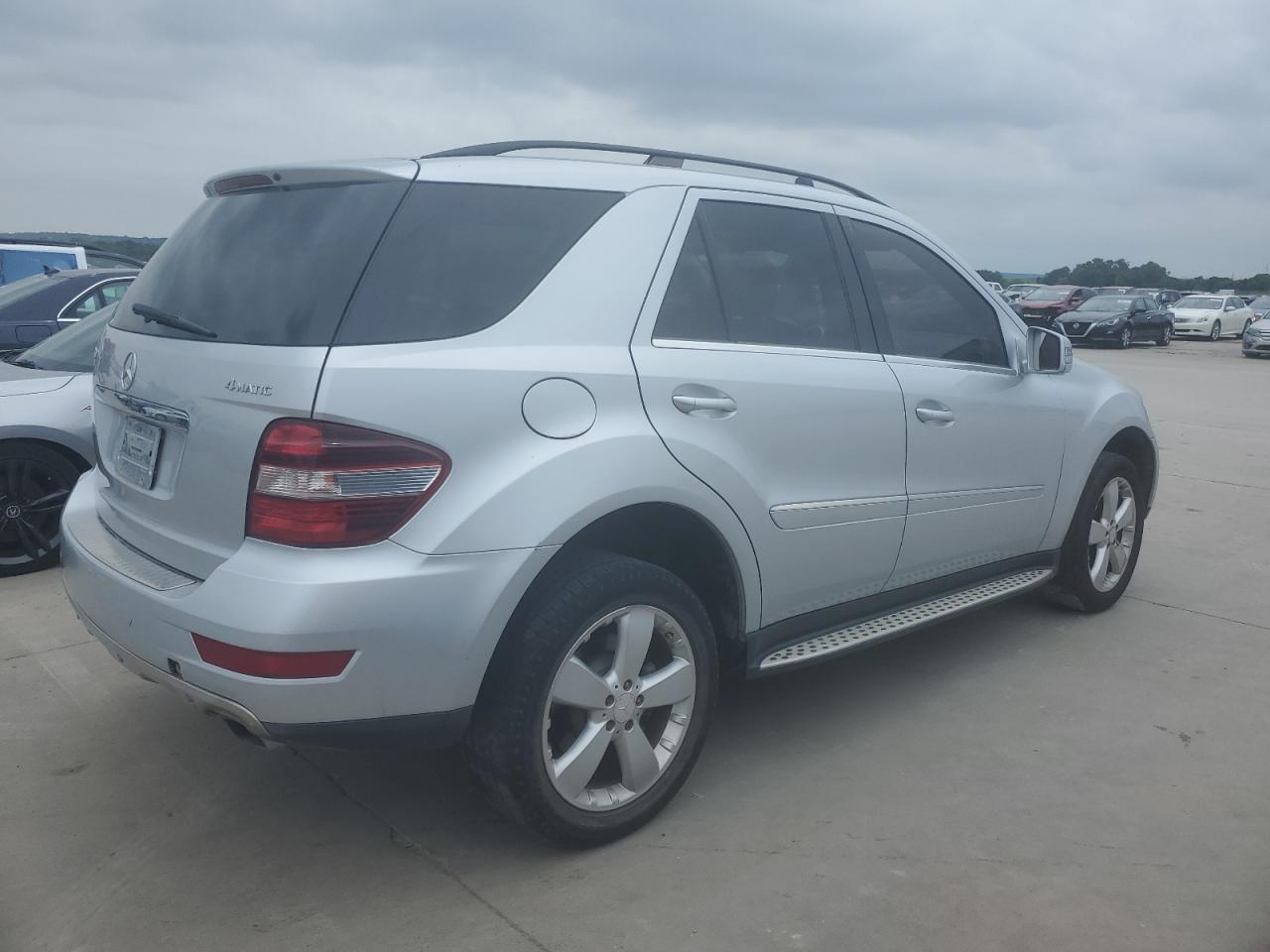 4JGBB8GB9BA646719 2011 Mercedes-Benz Ml 350 4Matic