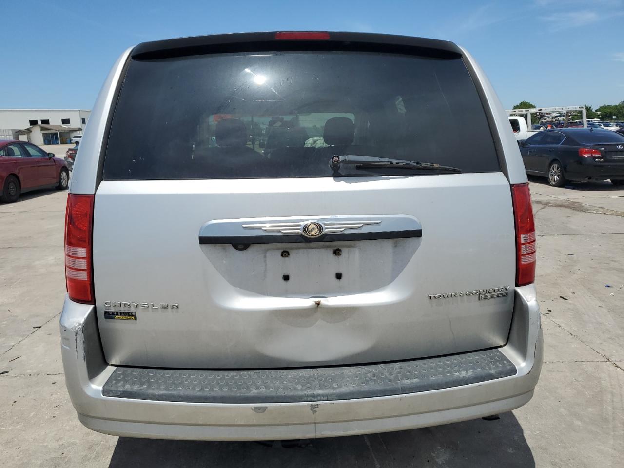 2A4RR4DE3AR344353 2010 Chrysler Town & Country Lx