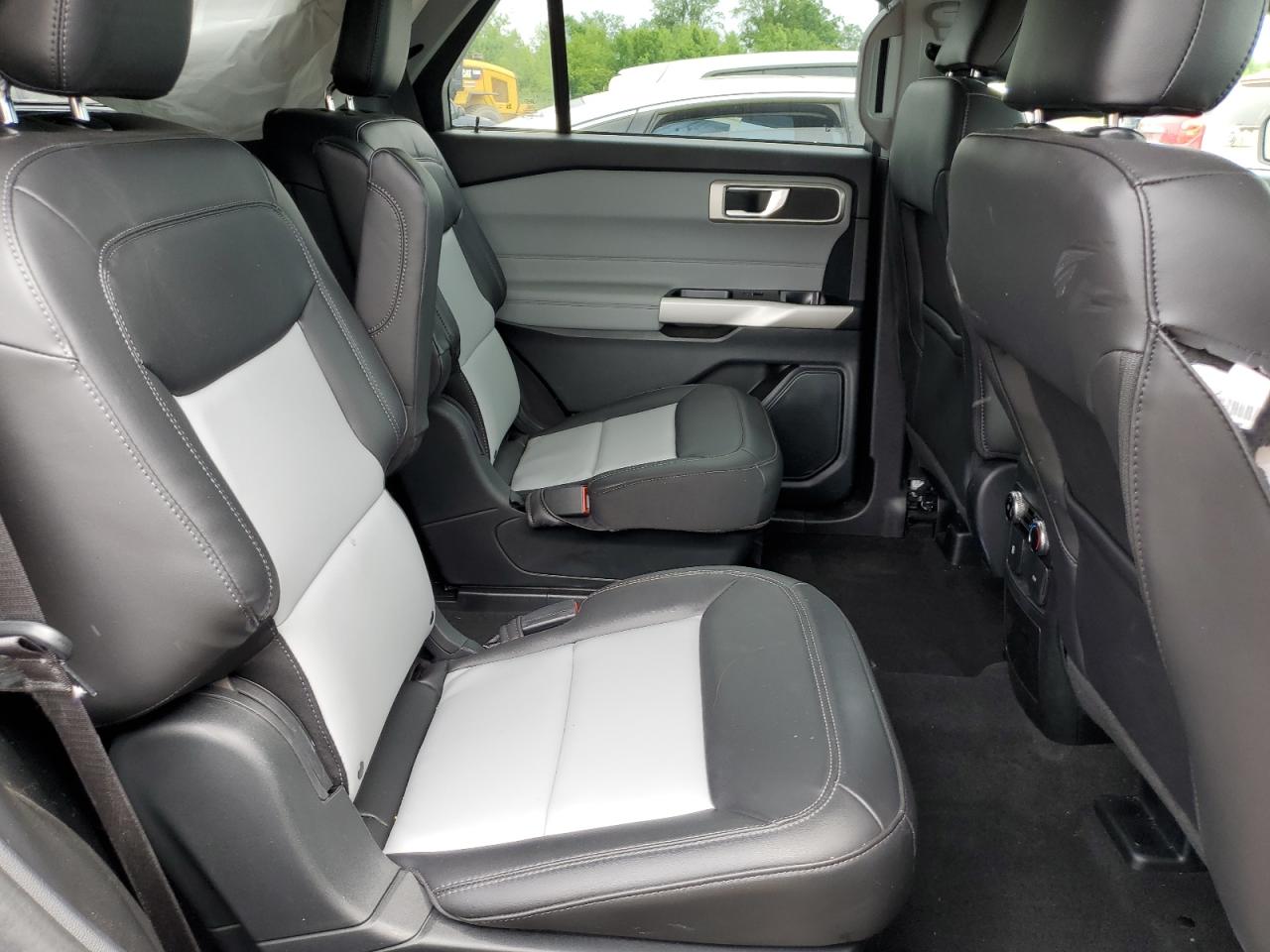 1FMSK8DH5PGB76623 2023 Ford Explorer Xlt