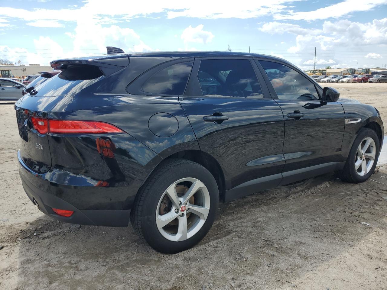 2018 Jaguar F-Pace Premium vin: SADCJ2GX6JA235723