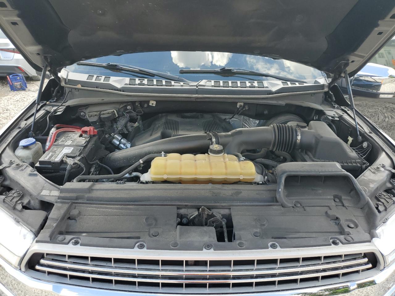 1FTEW1C4XKKF09884 2019 Ford F150 Supercrew