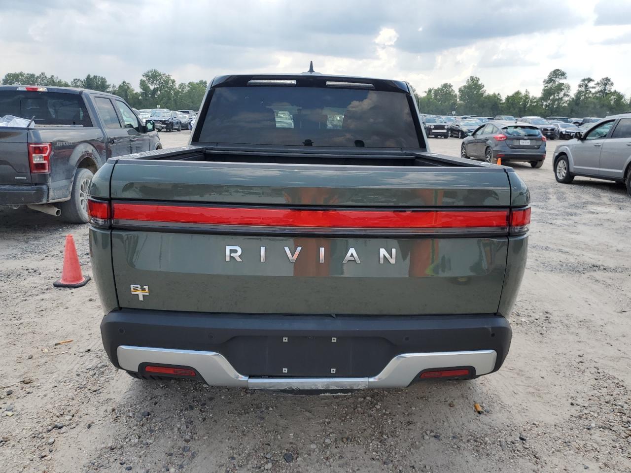 7FCTGAAL5NN009630 2022 Rivian R1T Launch Edition