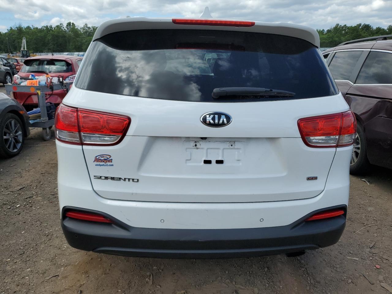 5XYPGDA34GG102349 2016 Kia Sorento Lx