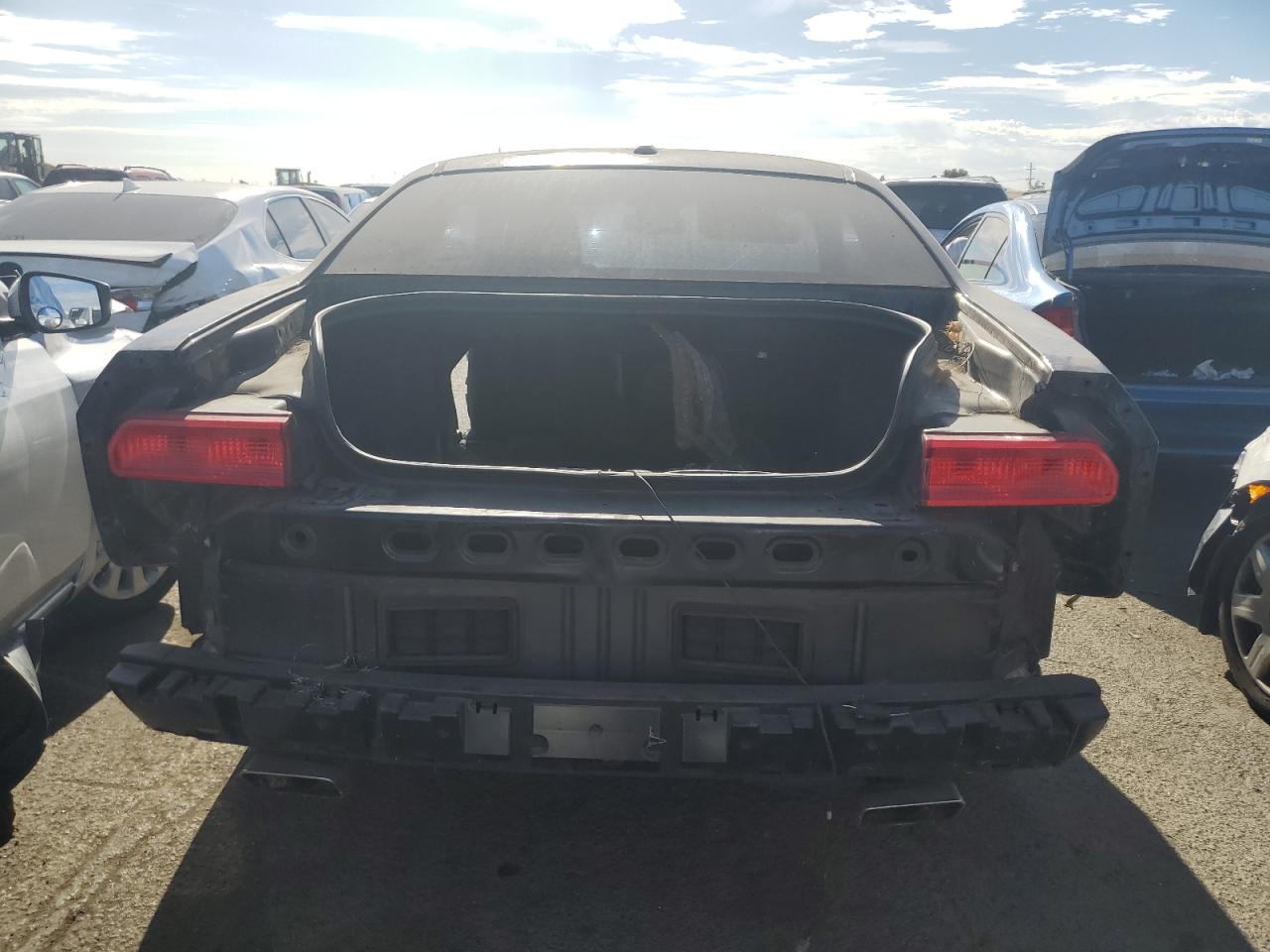 2C3CDYBT0DH663145 2013 Dodge Challenger R/T