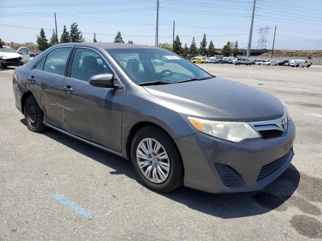 VIN 4T4BF1FKXDR333392 2013 Toyota Camry, L no.4