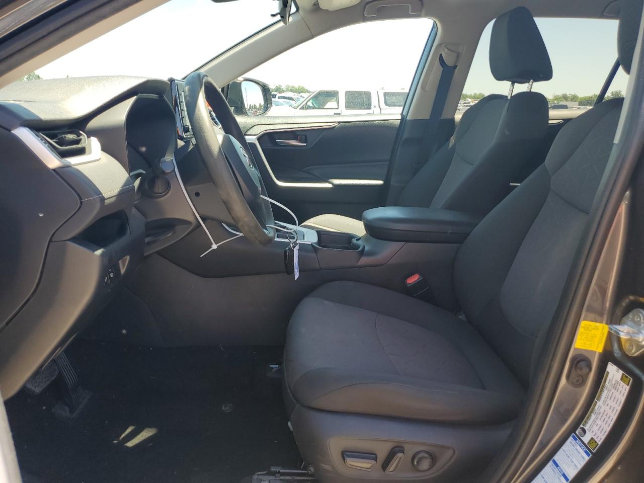 2T3P1RFV0LC074393 2020 Toyota Rav4 Xle