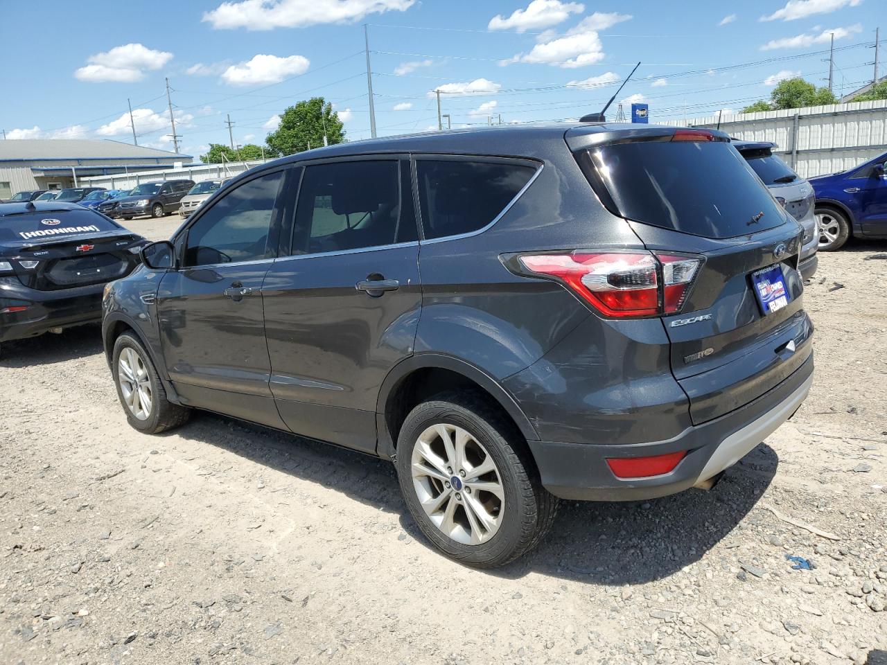 1FMCU9GD6HUA68706 2017 Ford Escape Se