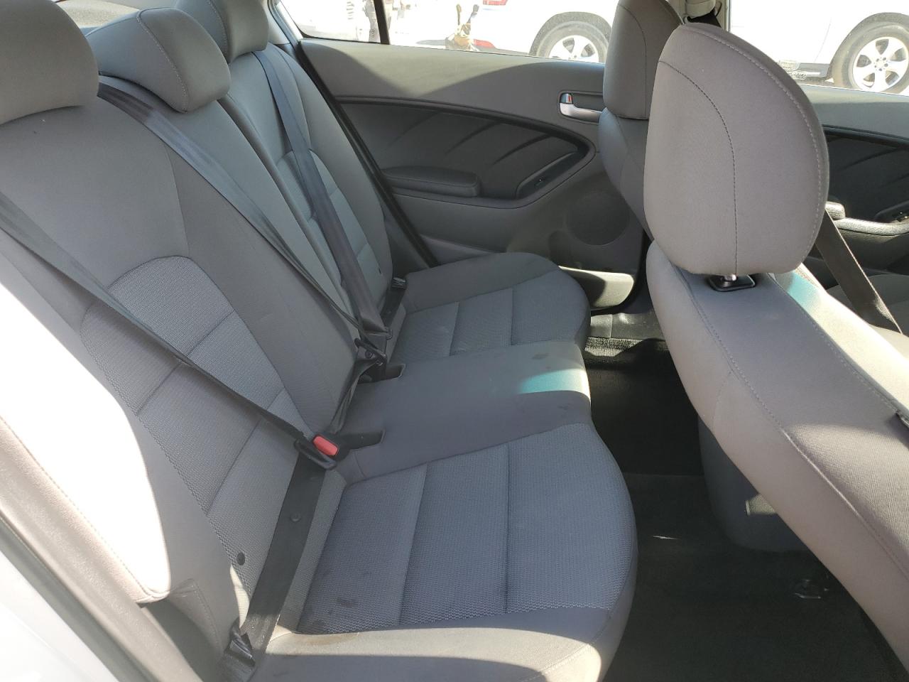 3KPFK4A72HE096532 2017 Kia Forte Lx