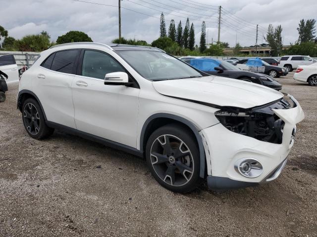 VIN WDCTG4EBXKJ553885 2019 Mercedes-Benz GLA-Class,... no.4