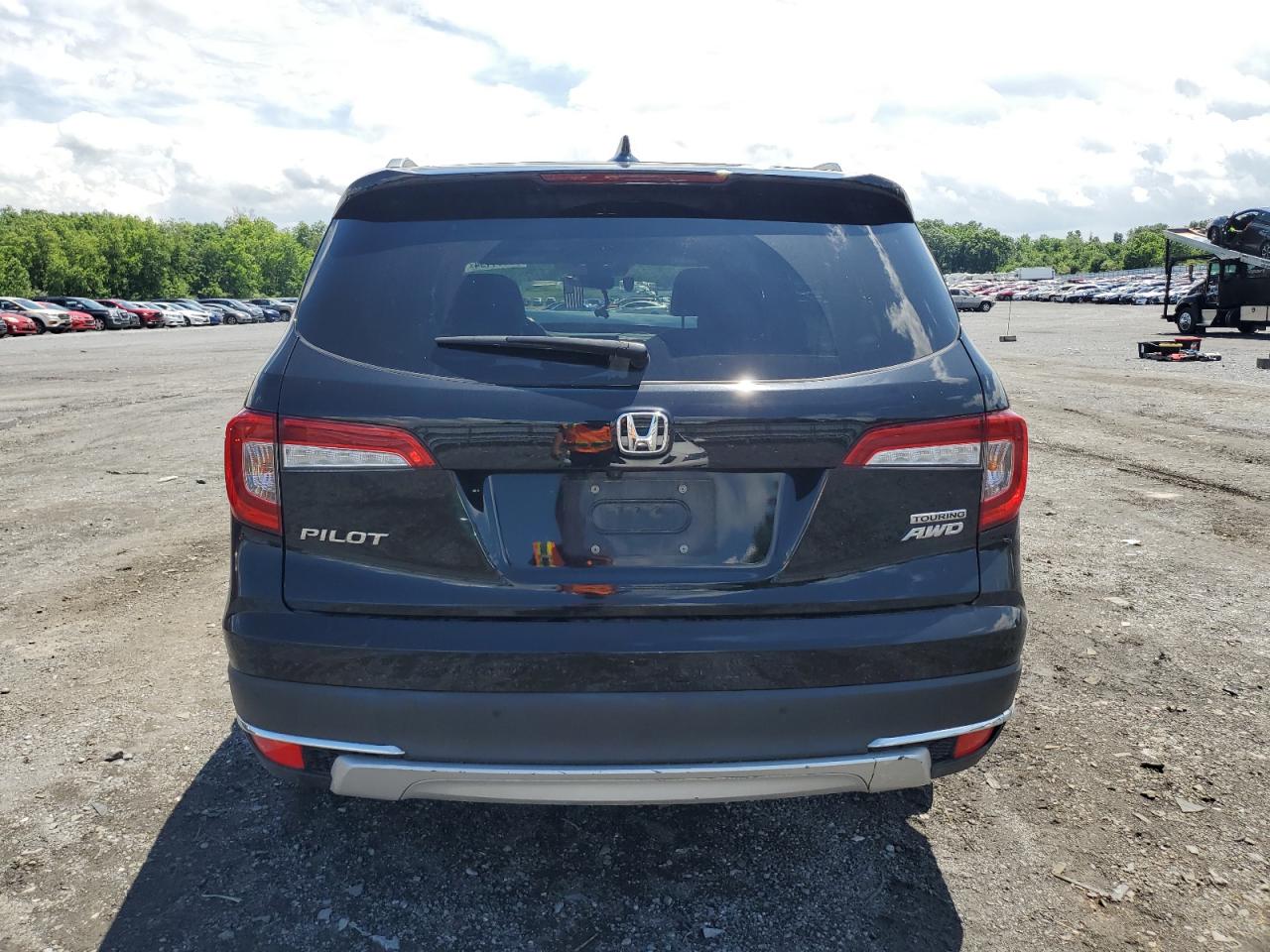 2021 Honda Pilot Touring vin: 5FNYF6H93MB019284