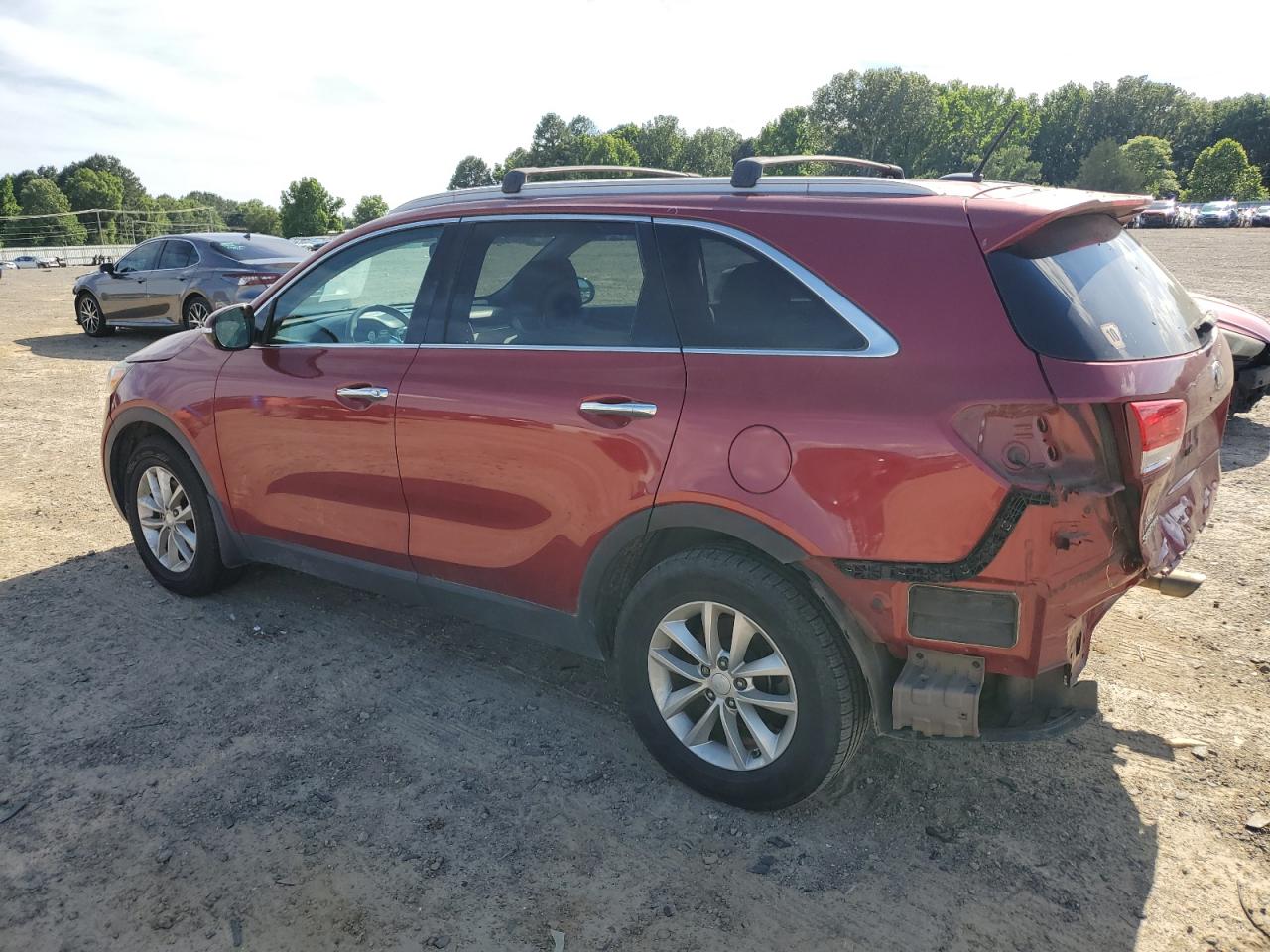 2017 Kia Sorento Lx vin: 5XYPG4A31HG193856