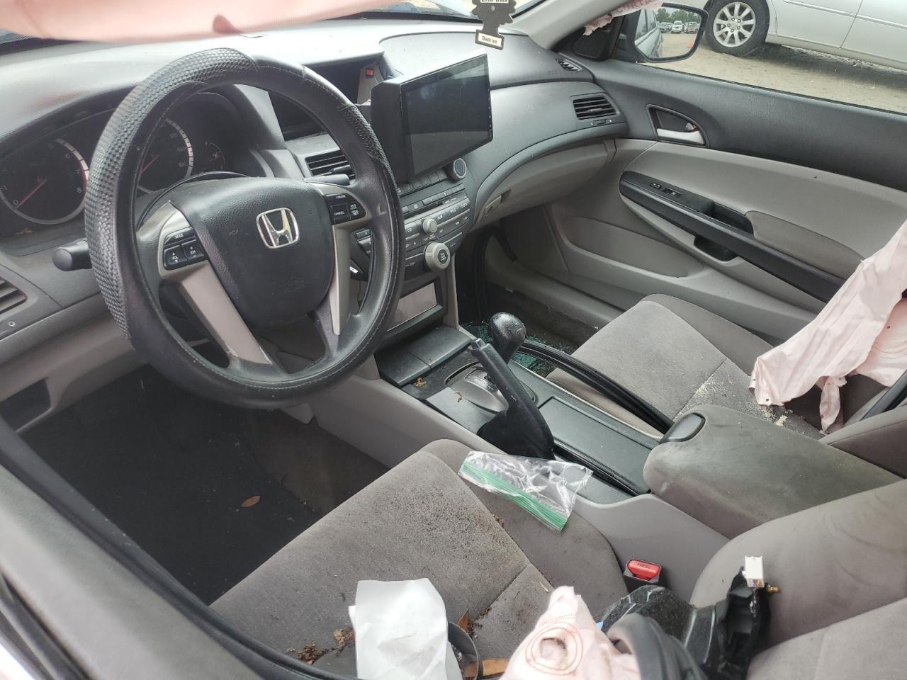 1HGCP2F42AA016860 2010 Honda Accord Lxp