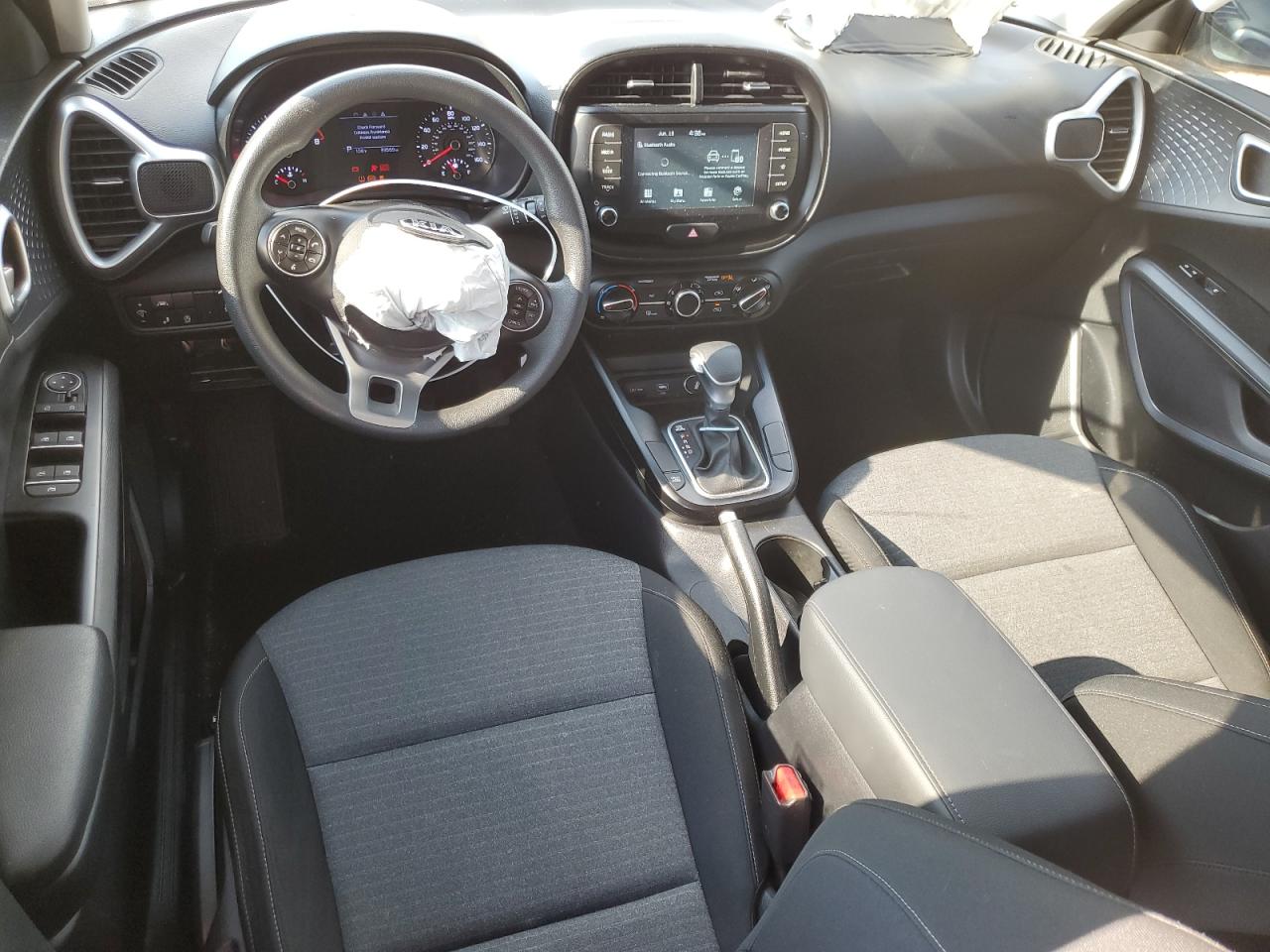 KNDJ23AU4L7733956 2020 Kia Soul Lx