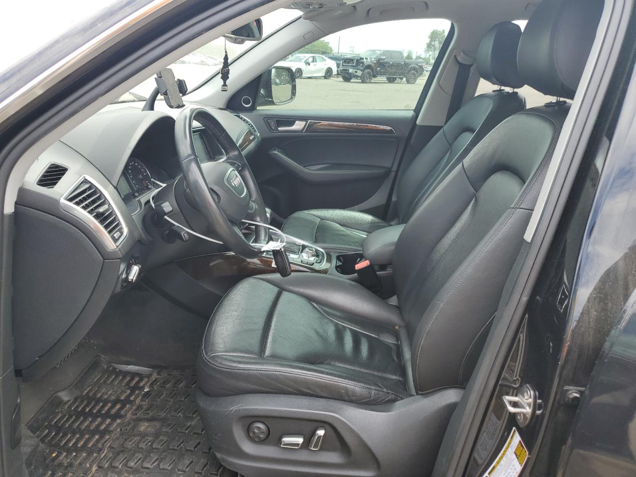 WA1LFAFP5EA082423 2014 Audi Q5 Premium Plus