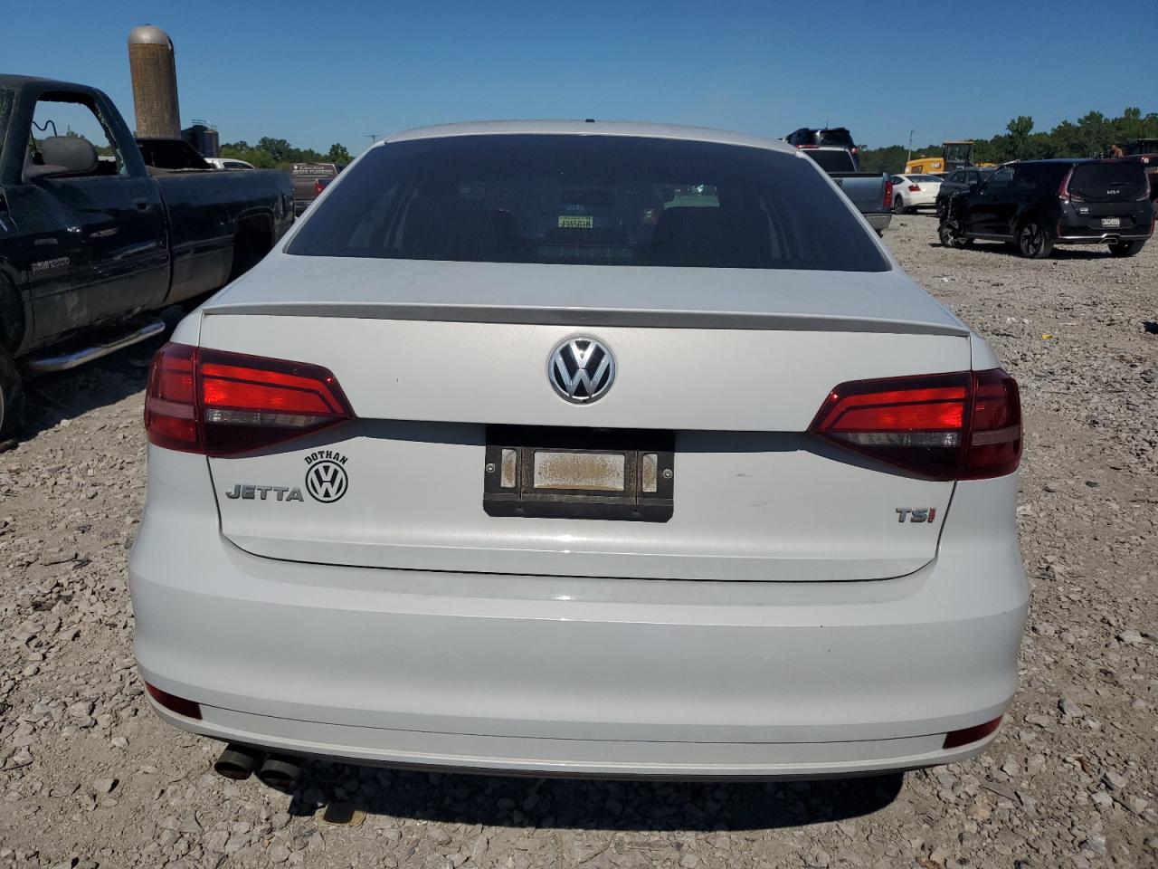 2017 Volkswagen Jetta S vin: 3VW2B7AJ3HM405312