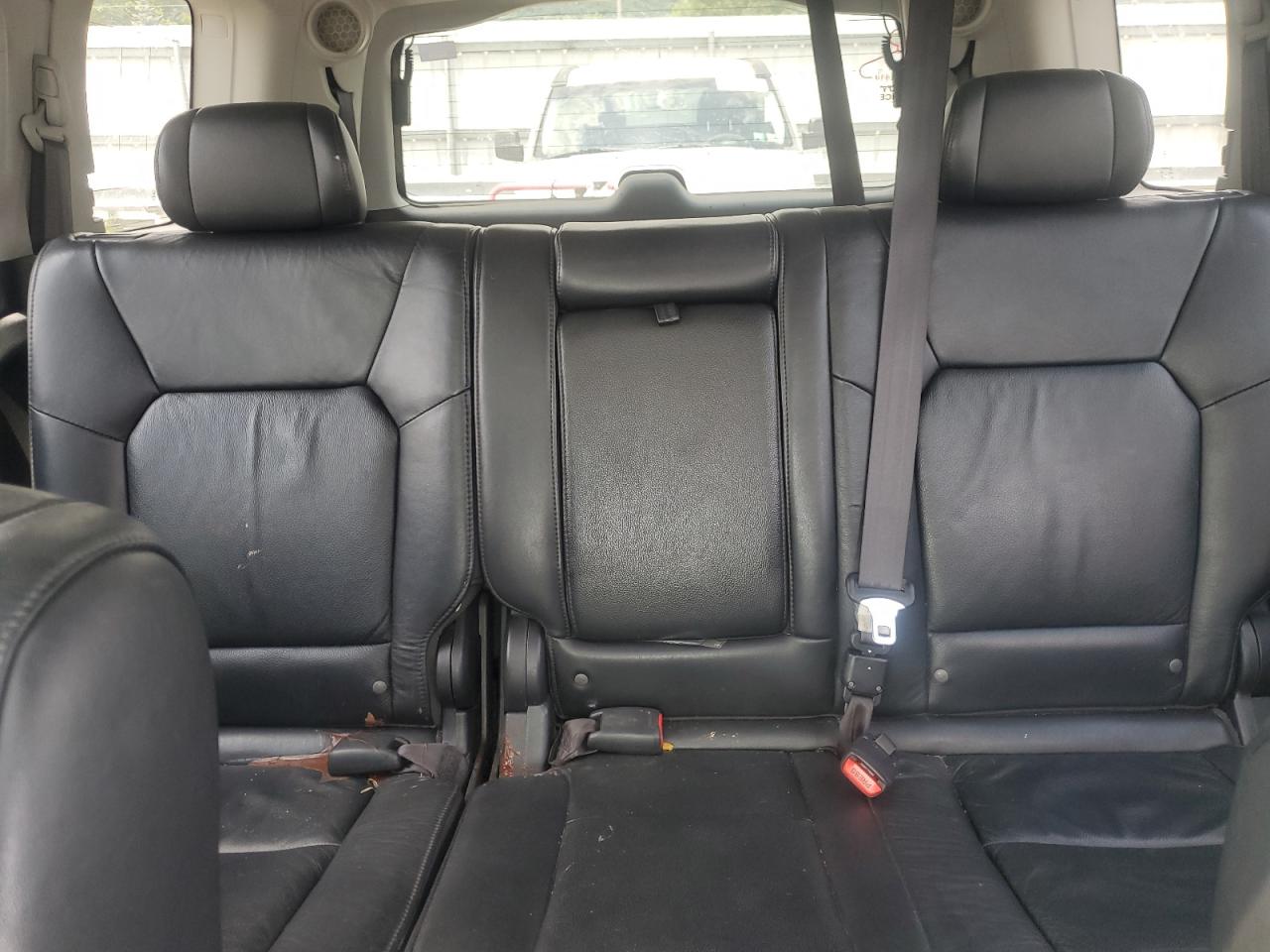 5FNYF4H86AB021408 2010 Honda Pilot Touring