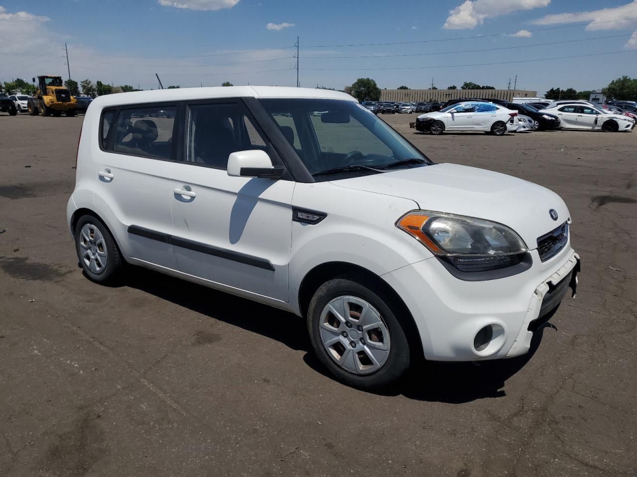 2013 Kia Soul vin: KNDJT2A59D7527906