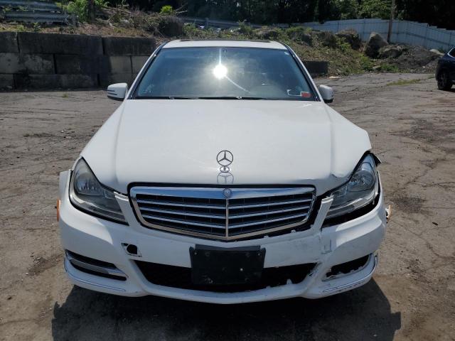 VIN WDDGF8AB2DR273640 2013 Mercedes-Benz C-Class, 3... no.5