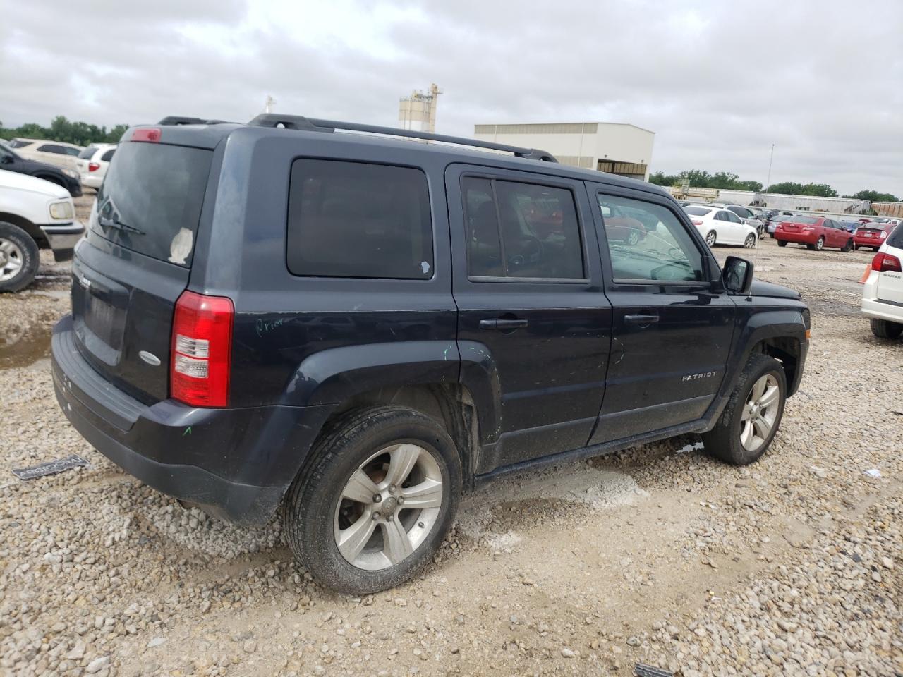 2014 Jeep Patriot Latitude vin: 1C4NJRFB3ED616694