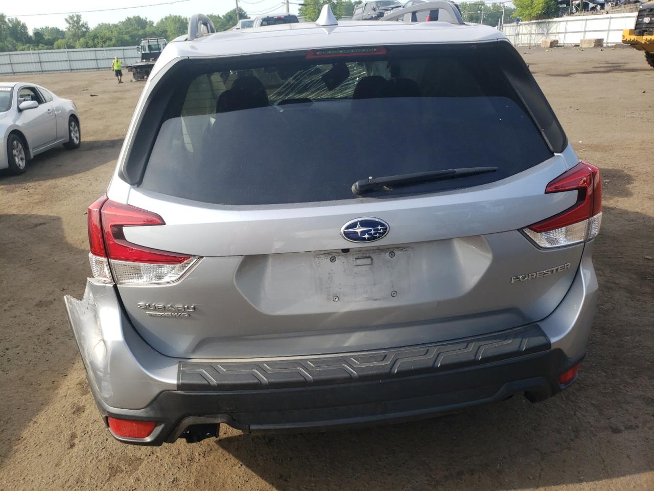 JF2SKAEC0KH487105 2019 Subaru Forester Premium