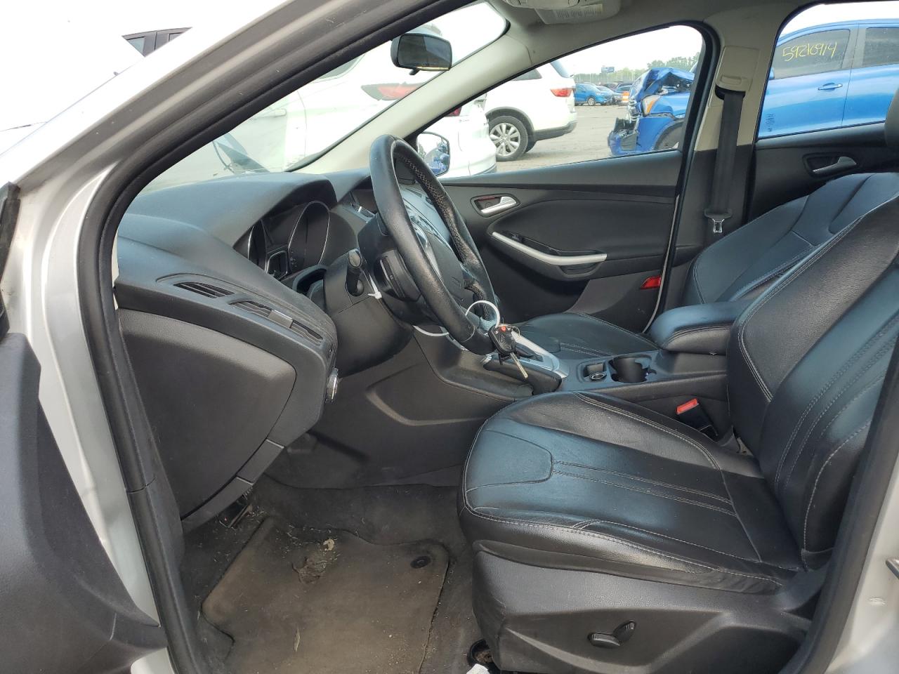 2014 Ford Focus Se vin: 1FADP3K24EL319300