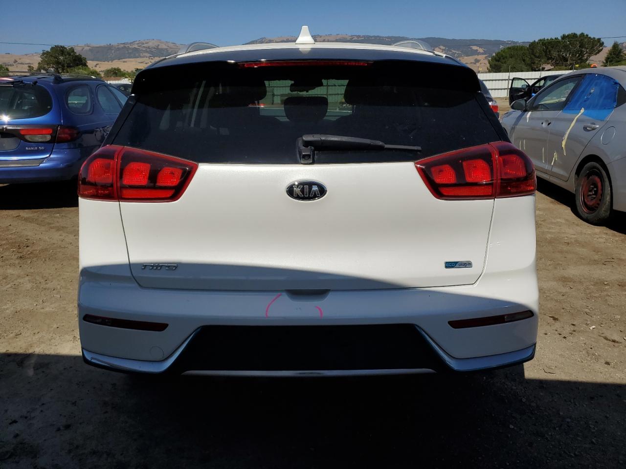 KNDCM3LD5K5325962 2019 Kia Niro Lx