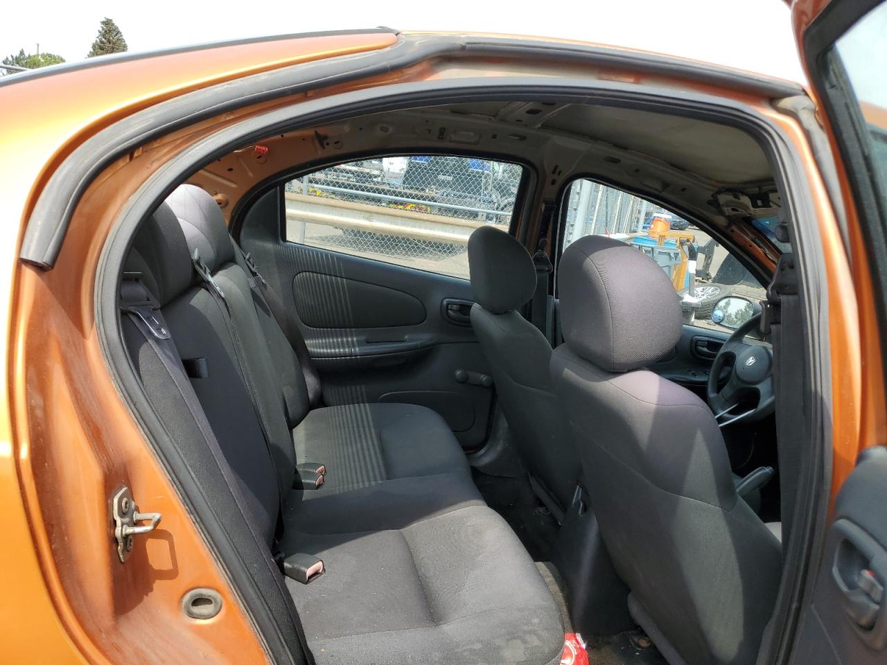 1B3ES56C35D154038 2005 Dodge Neon Sxt