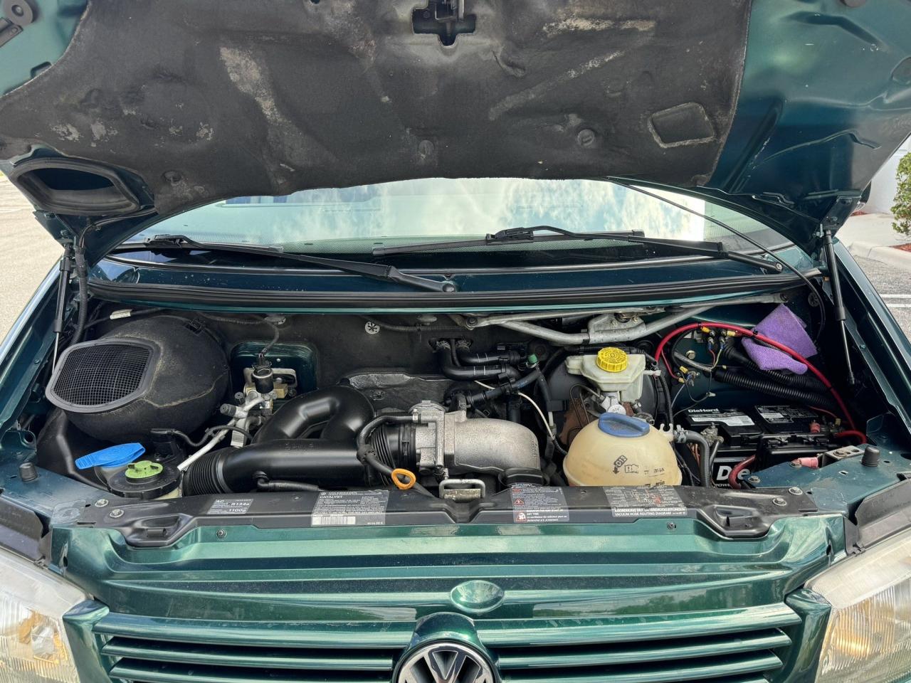 WV2KB47002H084763 2002 Volkswagen Eurovan Gls